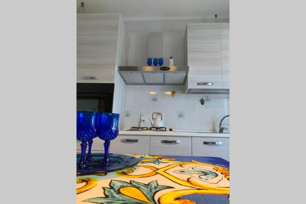 Casa Vacanza - I Mulini Con Parcheggio Gratuito Incluso. Monreale Exteriör bild
